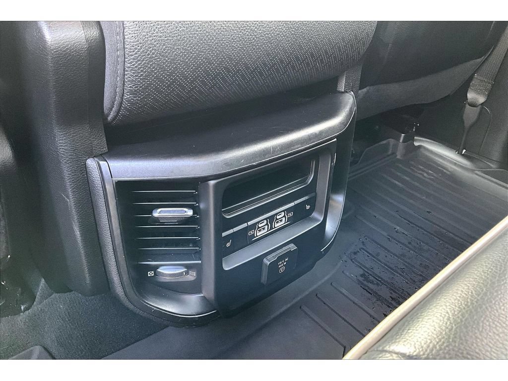 Used 2021 RAM 1500 Laramie AWD/4WD image 33