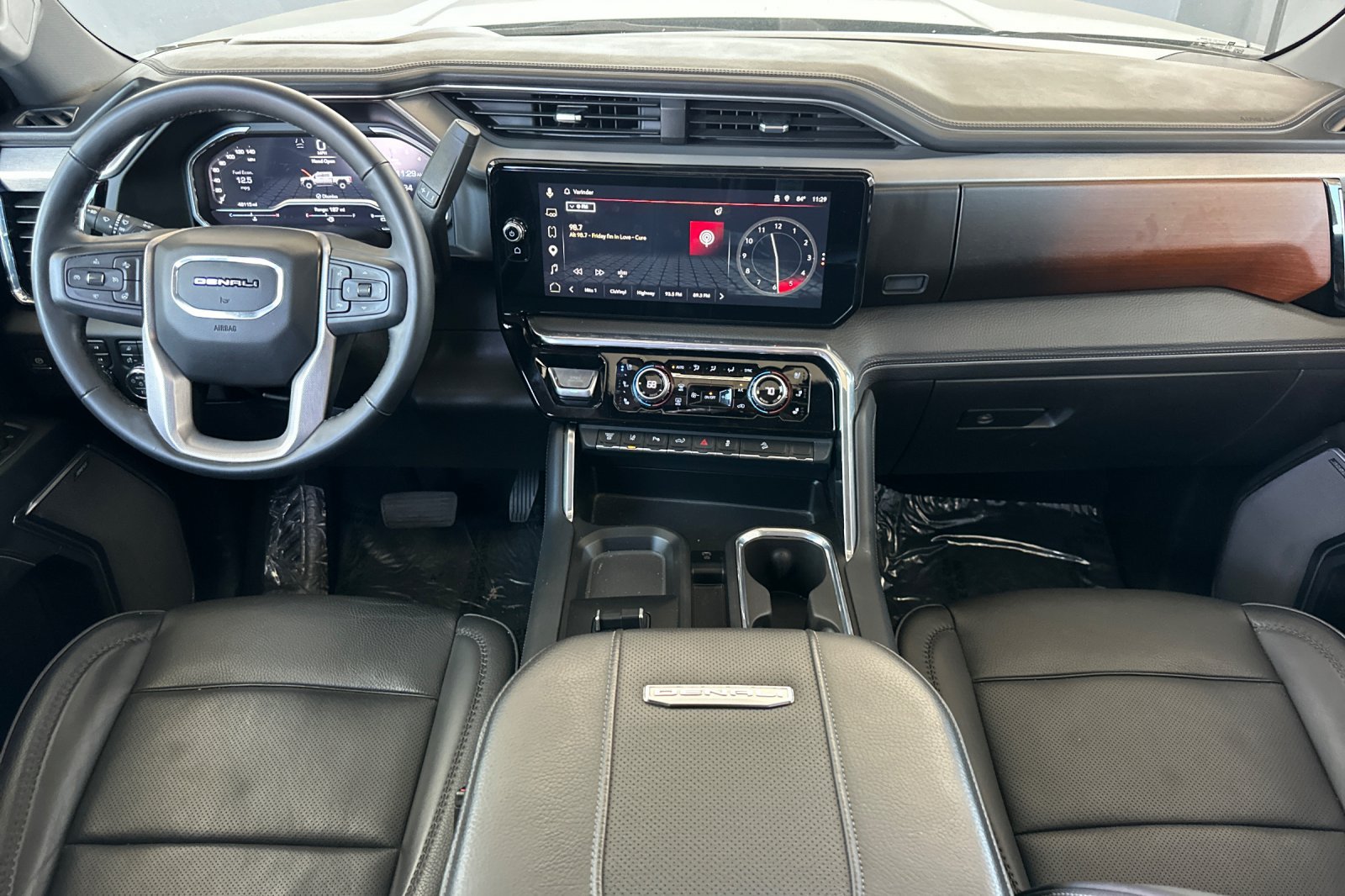 Certified 2024 GMC Sierra 2500 Denali w/ Technology Package AWD/4WD image 16