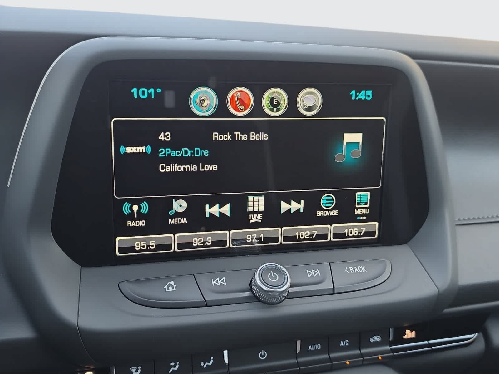 Used 2018 Chevrolet Camaro SS RWD image 18