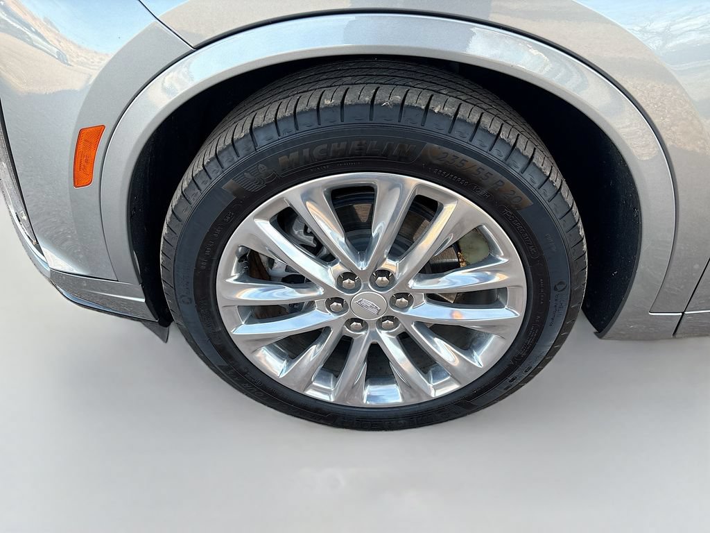 Used 2024 Cadillac XT6 Premium Luxury w/ LPO, Floor Liner Package AWD/4WD image 33
