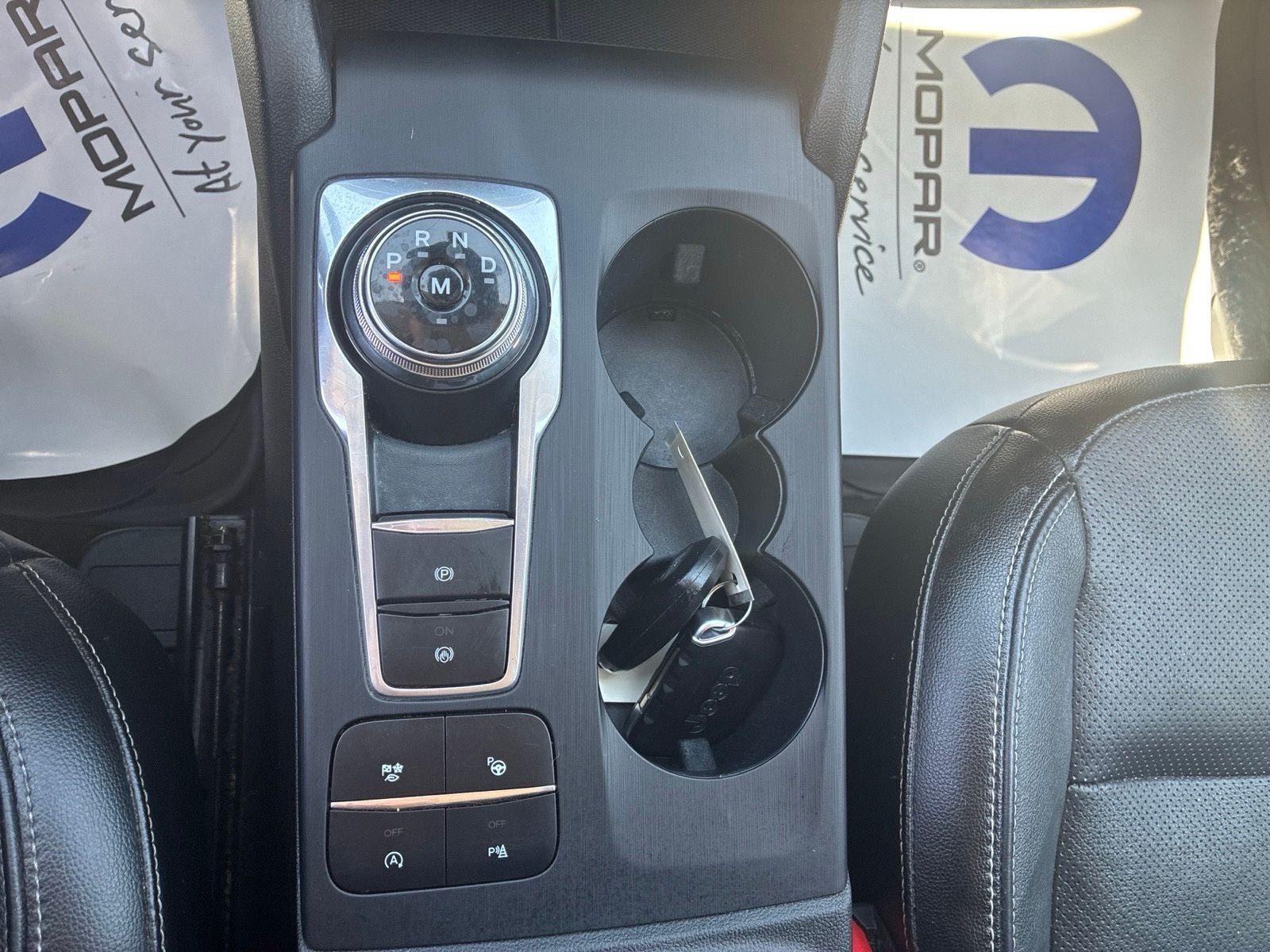 Used 2020 Ford Escape Titanium AWD/4WD image 24