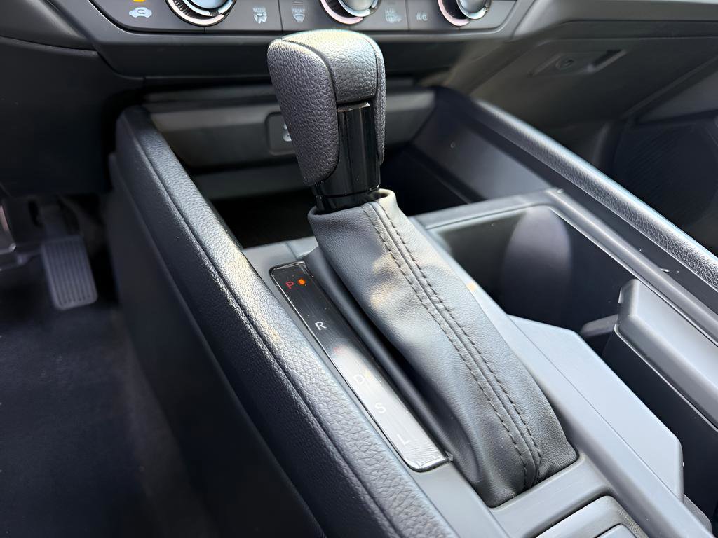 Certified 2023 Honda Accord EX image 28