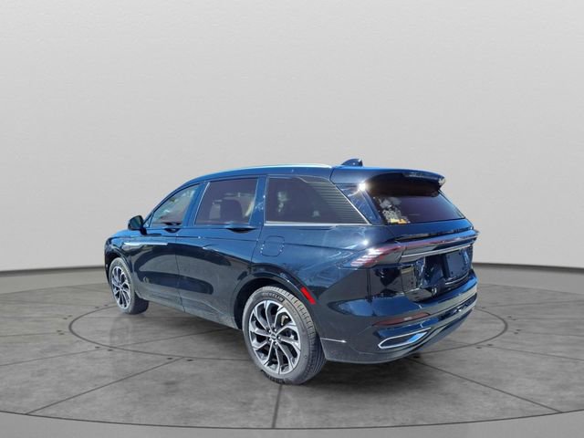 Used 2025 Lincoln Nautilus Reserve AWD/4WD image 6