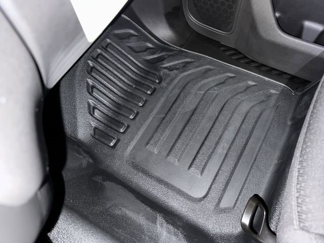 Certified 2025 Chevrolet Silverado 1500 W/T w/ WT Value Package image 32