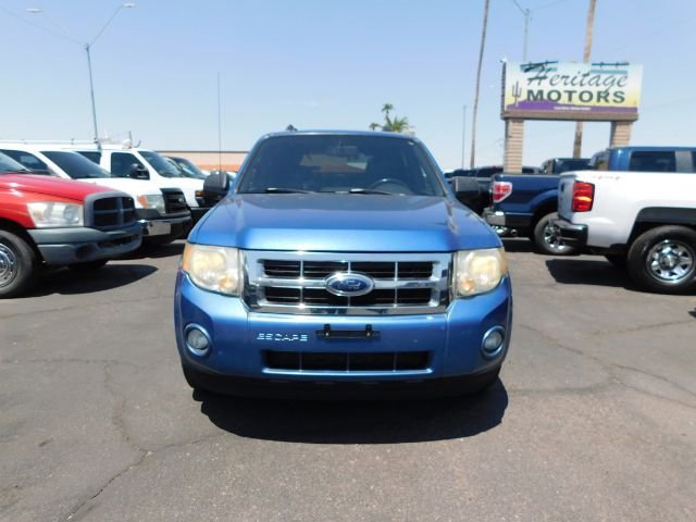 Used 2010 Ford Escape XLT image 2