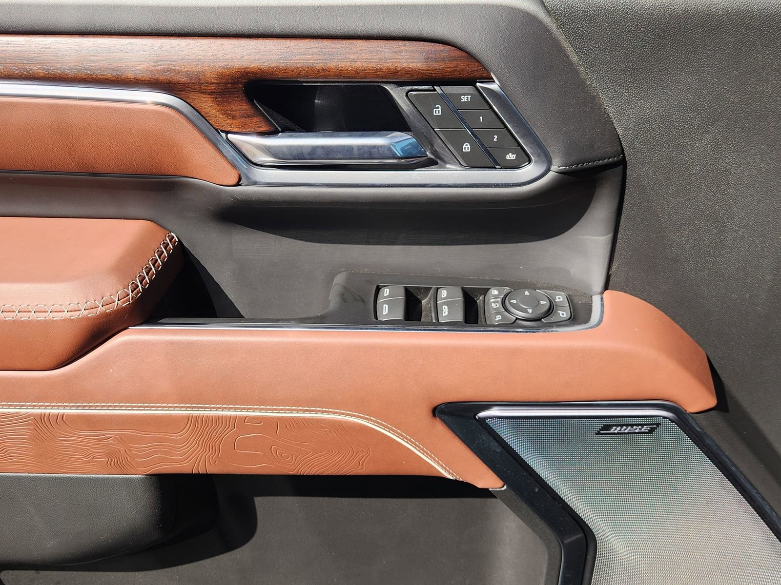 Certified 2025 GMC Sierra 2500 Denali Ultimate image 27