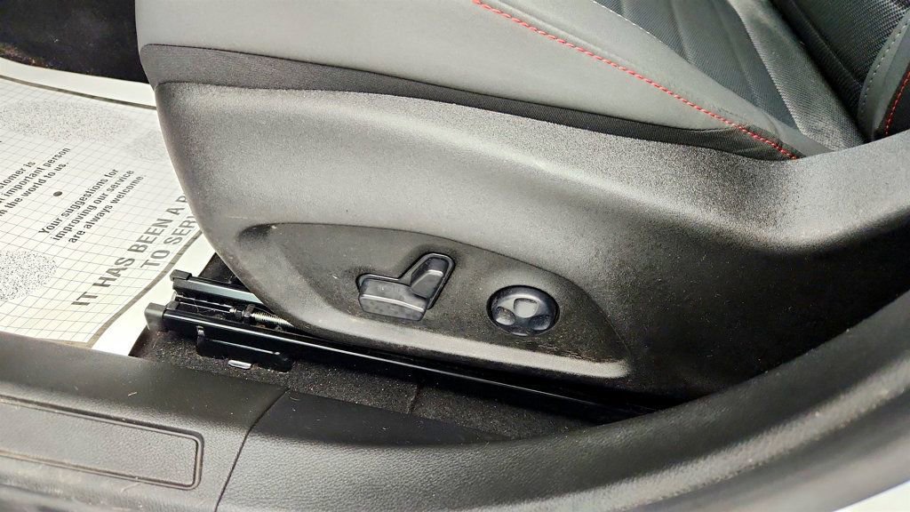 Used 2024 Dodge Hornet R/T image 11