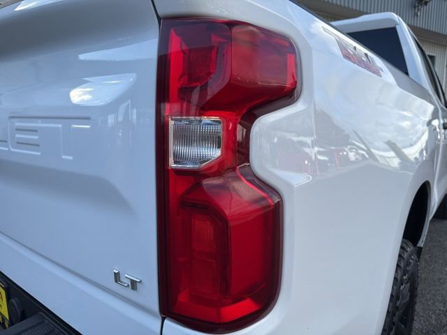 Used 2021 Chevrolet Silverado 1500 LT Trail Boss w/ Convenience Package II image 16