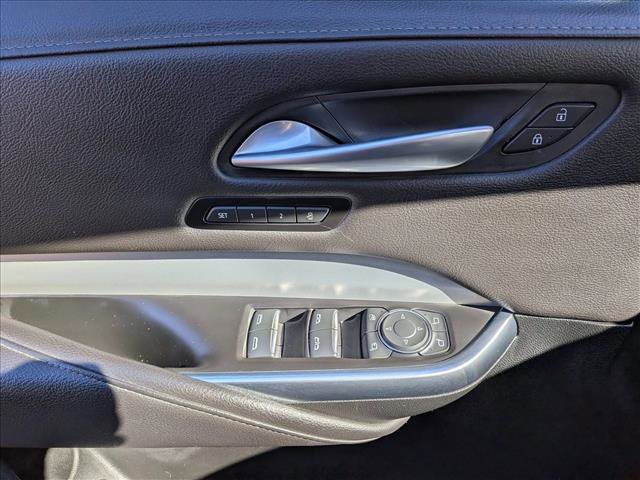 Used 2023 Cadillac XT4 Premium Luxury image 14