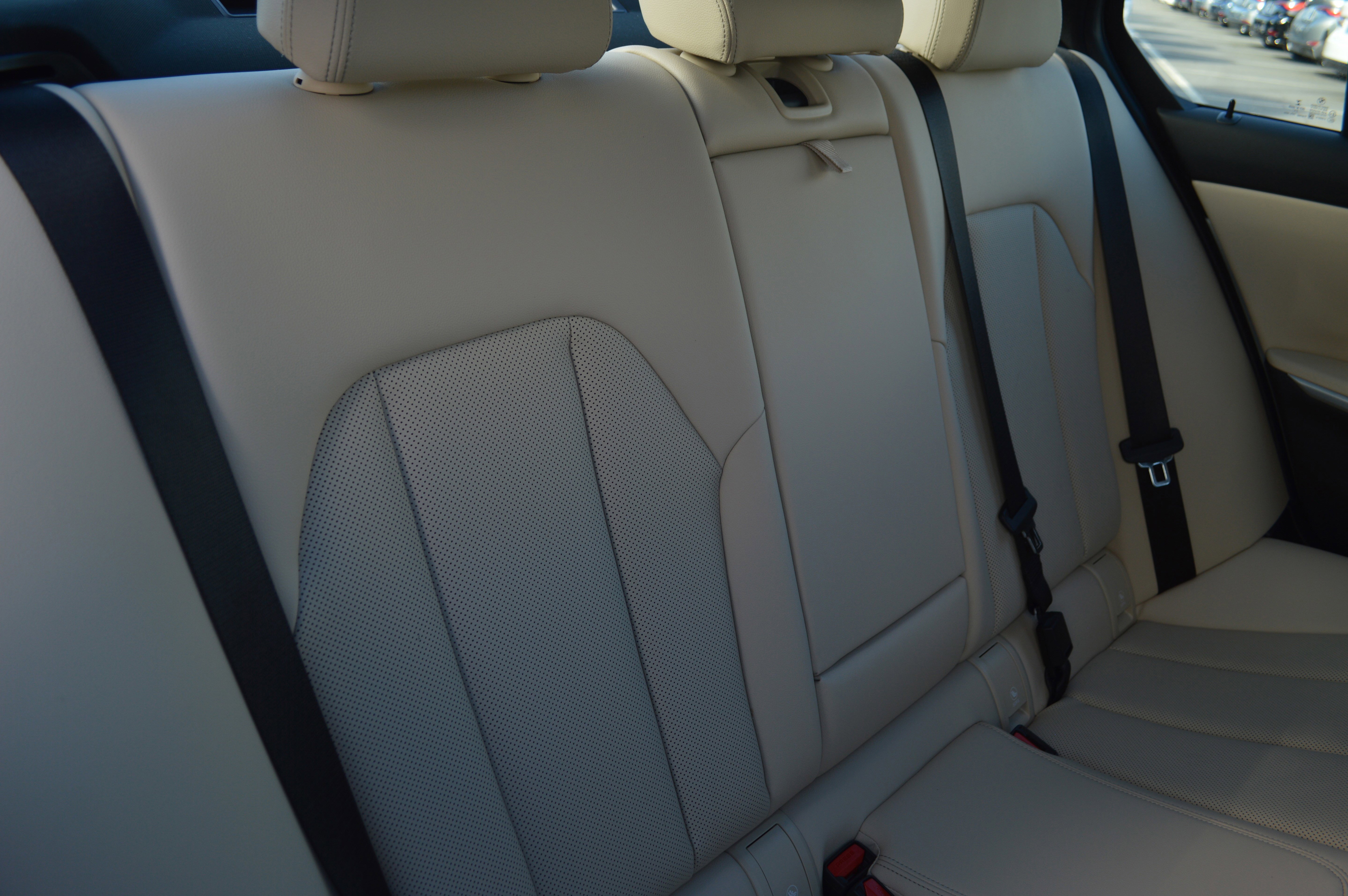 Certified 2023 BMW 330i xDrive Sedan w/ Premium Package image 35