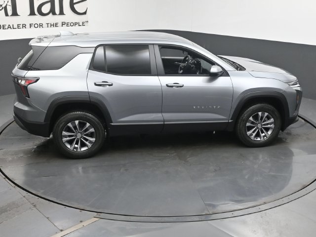 New 2027 Chevrolet Equinox LT FWD image 17