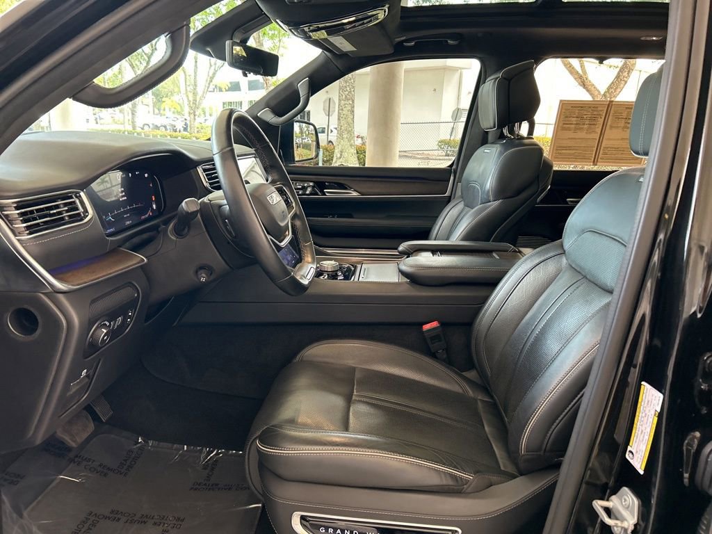 Used 2023 Jeep Grand Wagoneer Series II image 9