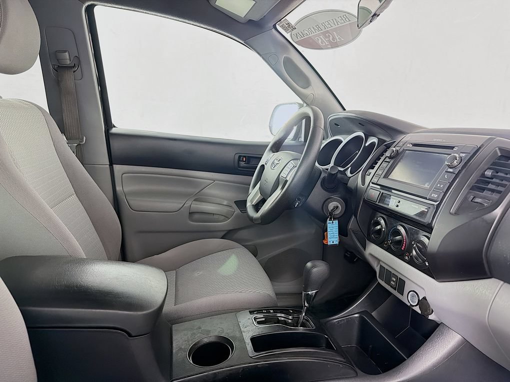Used 2013 Toyota Tacoma PreRunner w/ Convenience Pkg RWD image 32
