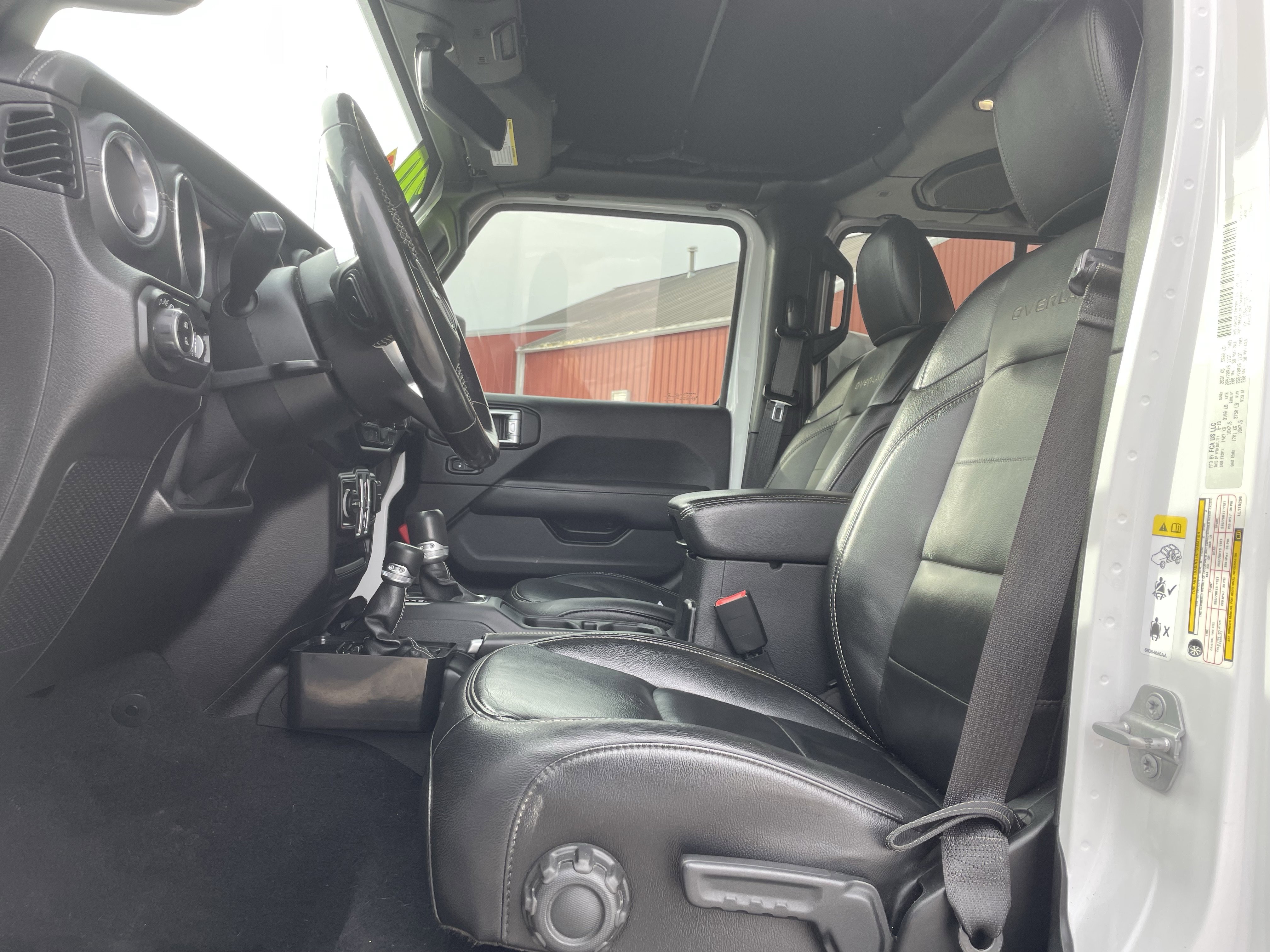 Used 2020 Jeep Gladiator Overland image 12