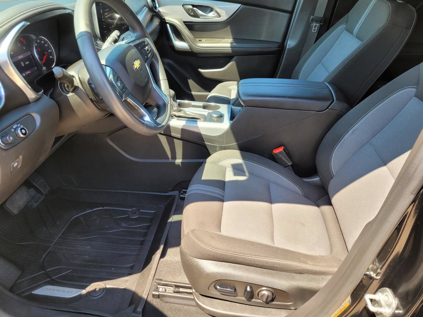 Used 2023 Chevrolet Blazer LT w/ Convenience Package FWD image 22