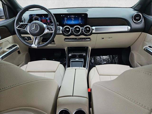 Used 2026 Mercedes-Benz GLB 250 image 15