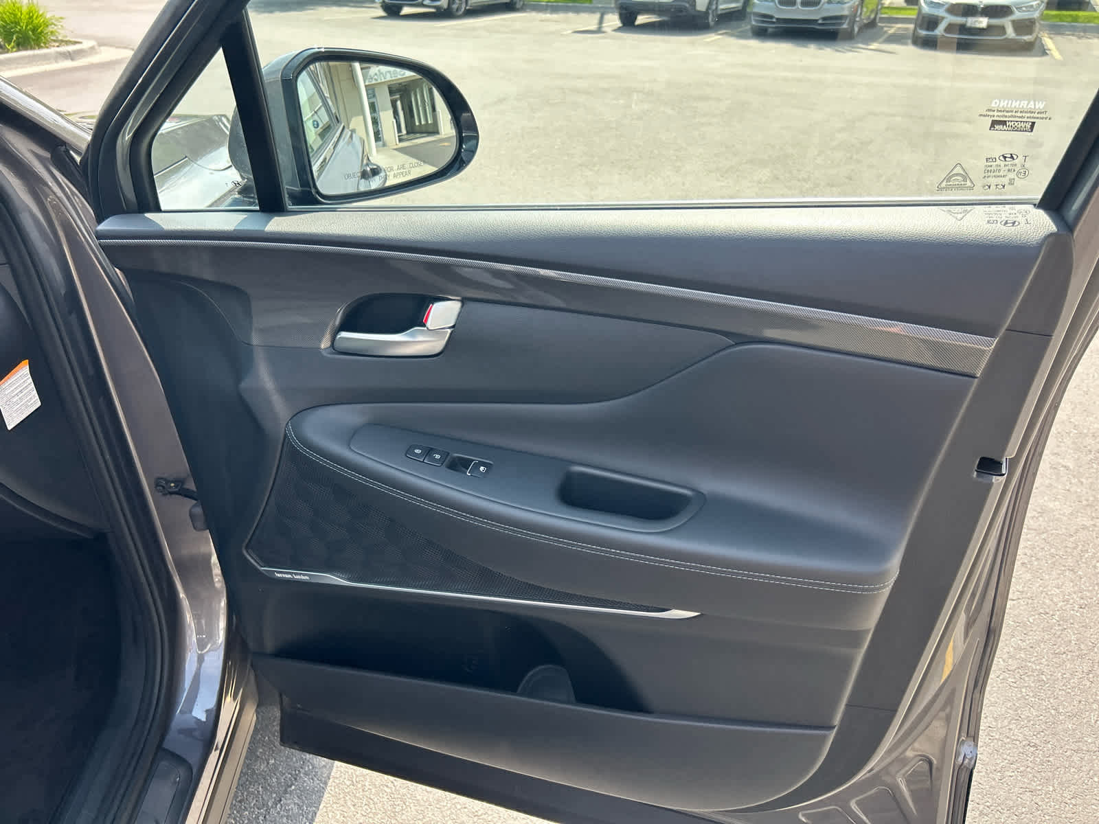 Used 2023 Hyundai Santa Fe Limited AWD/4WD image 16