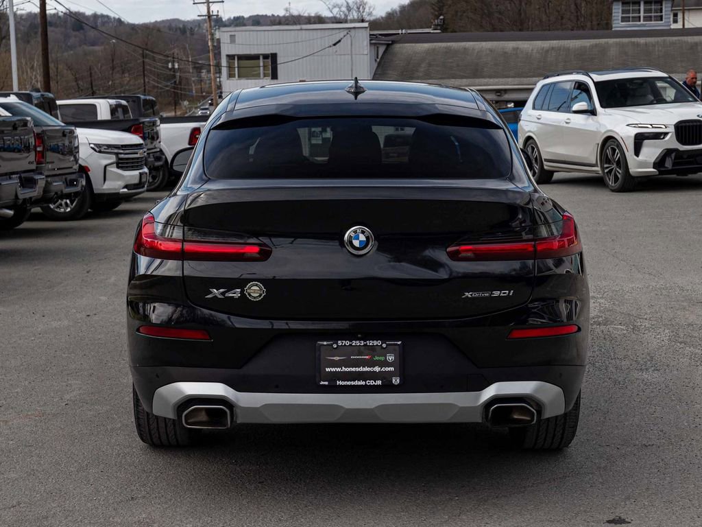 Used 2023 BMW X4 xDrive30i w/ Premium Package AWD/4WD image 5