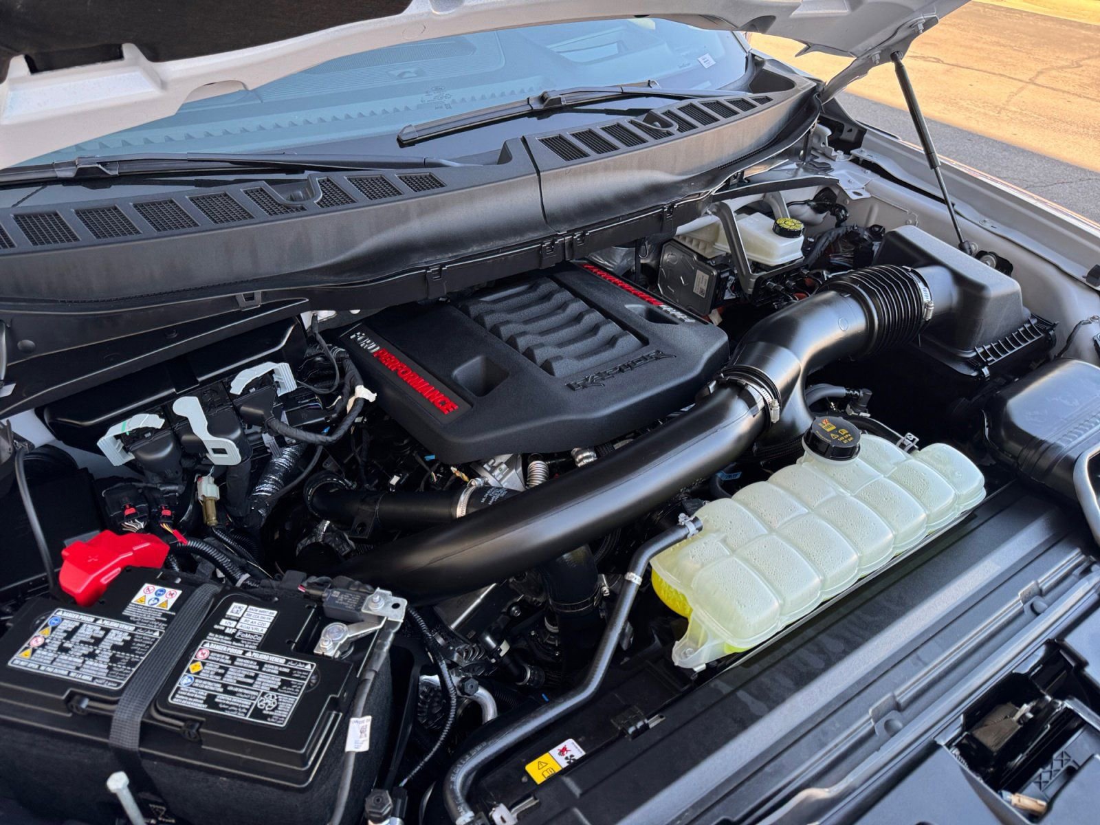 Certified 2025 Ford F150 Raptor image 38