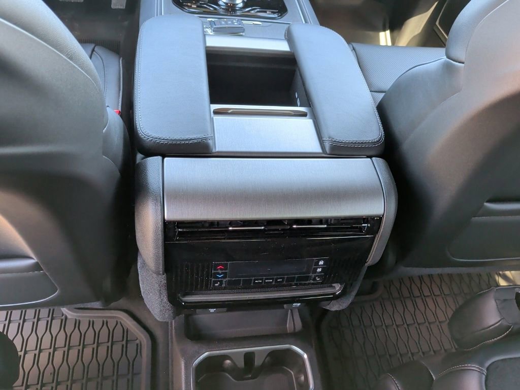 New 2026 Jeep Grand Wagoneer L Limited w/ HD Trailer Tow Package AWD/4WD image 46