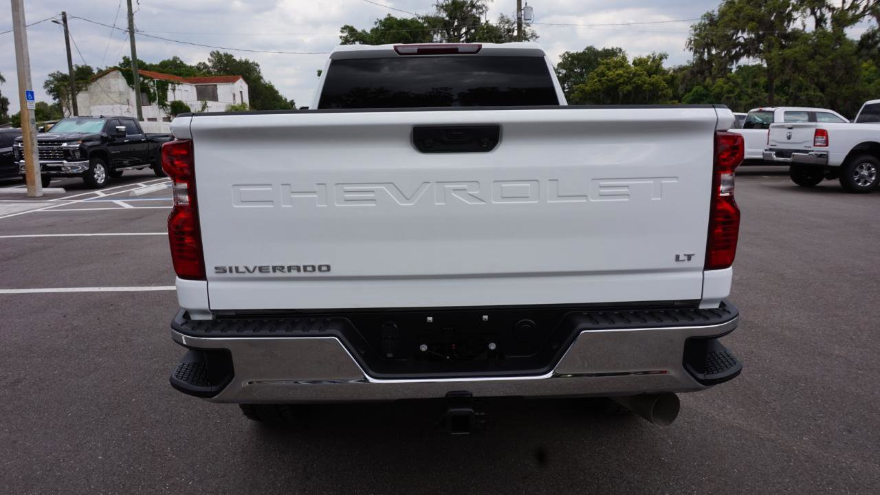 Used 2022 Chevrolet Silverado 2500 LT w/ Convenience Package image 6