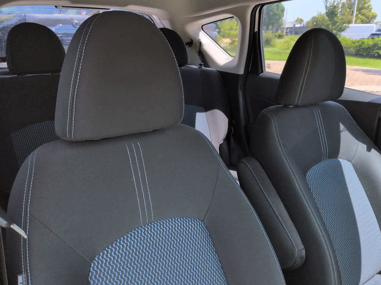 Used 2017 Nissan Versa Note SV FWD image 7