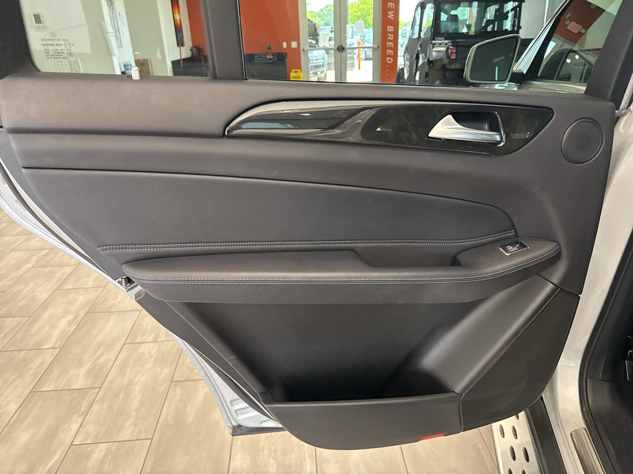 Used 2018 Mercedes-Benz GLS 450 4MATIC w/ Premium Package image 29