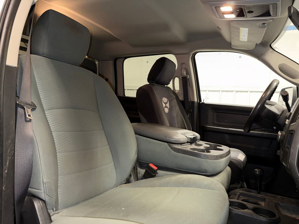 Used 2017 RAM 2500 Tradesman w/ Chrome Appearance Group image 22