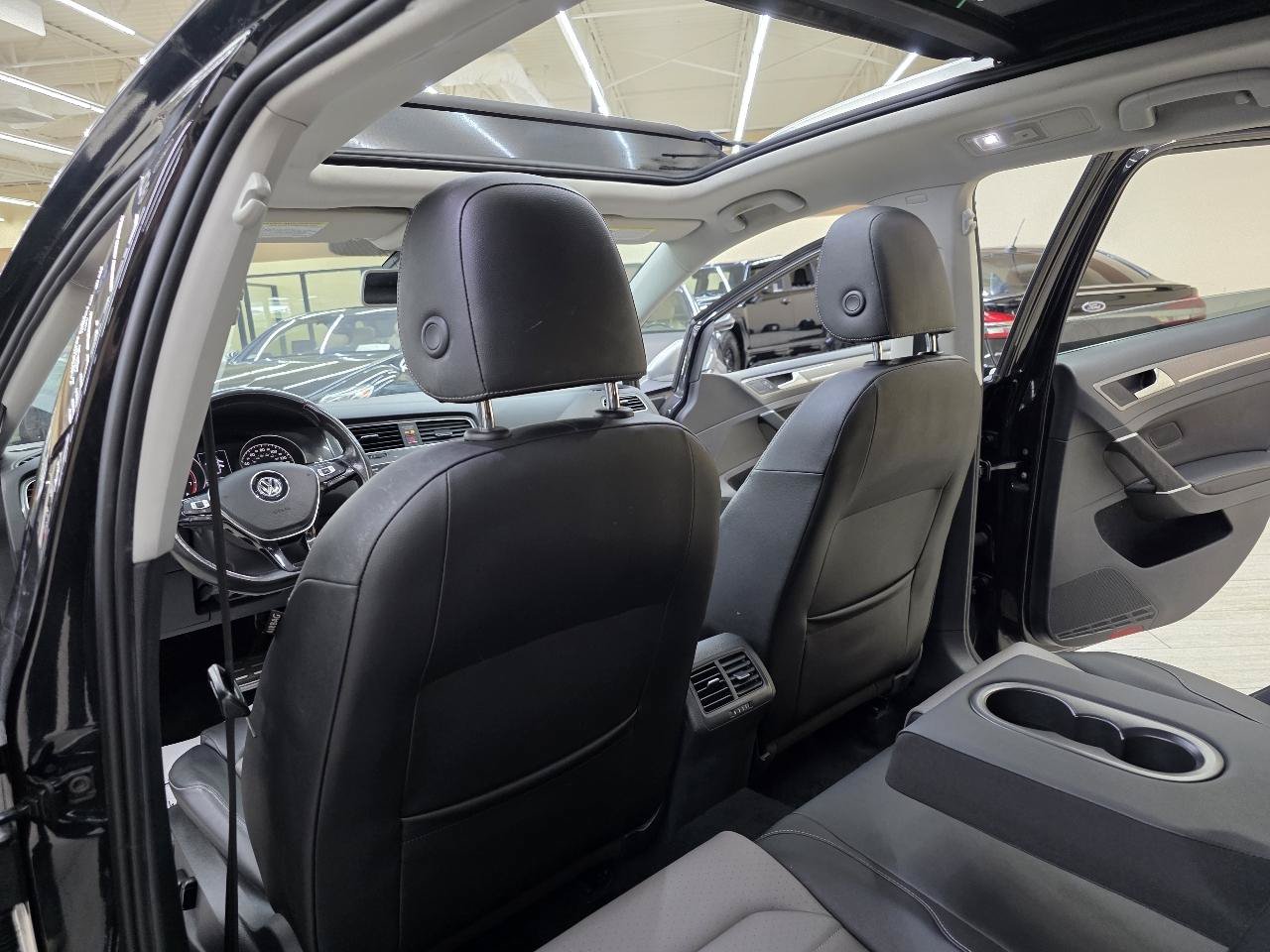 Used 2017 Volkswagen Golf Alltrack SEL AWD/4WD image 25