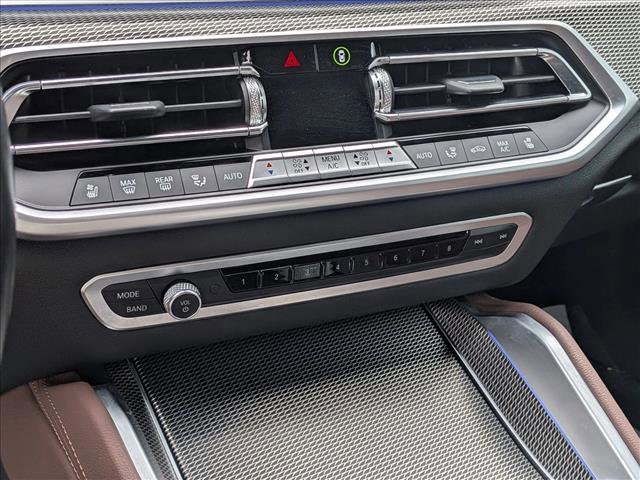 Used 2022 BMW X6 M50i w/ Executive Package image 16