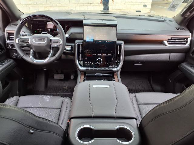New 2026 GMC Yukon Denali w/ Denali Reserve Package RWD image 4