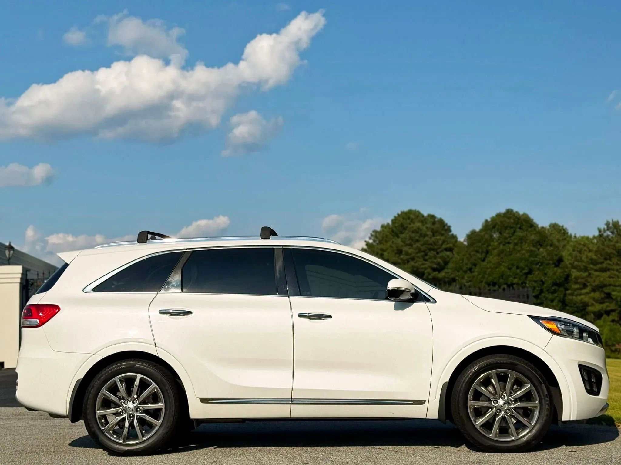 Used 2018 Kia Sorento SX image 7