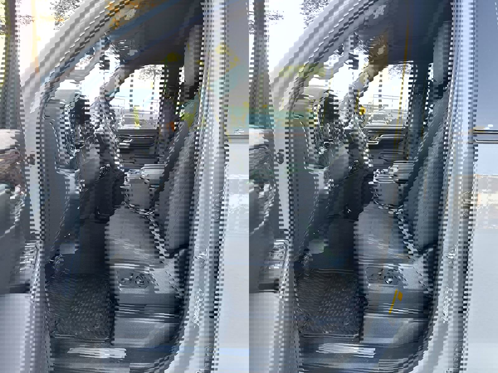 Used 2024 GMC Sierra 1500 Elevation image 16