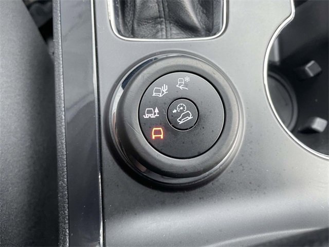 Used 2018 Ford Explorer XLT w/ Equipment Group 201A image 22