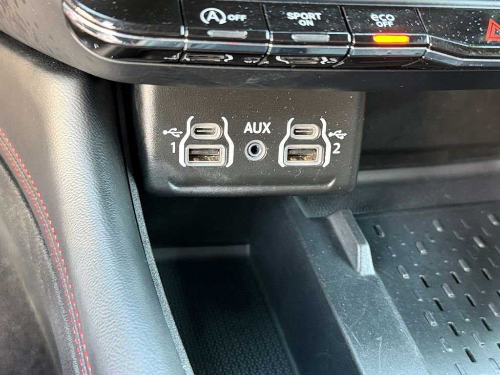 Used 2025 Dodge Durango GT image 27