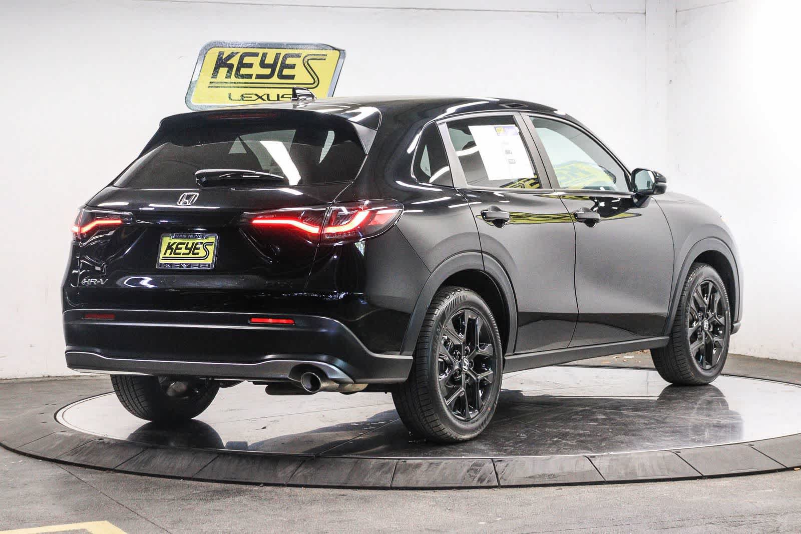 Used 2024 Honda HR-V Sport image 4