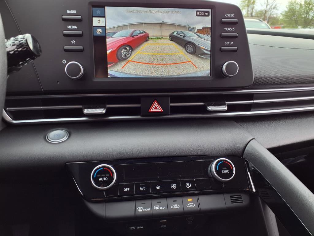 New 2025 Hyundai Elantra Blue image 9