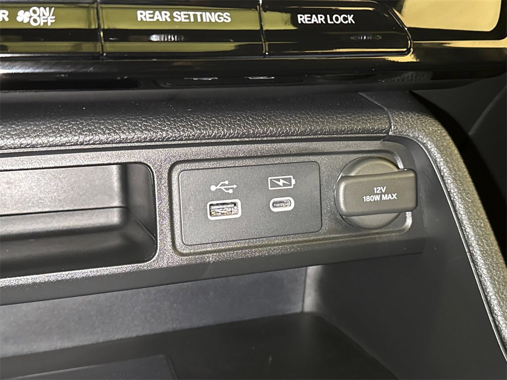 New 2025 Honda Pilot TrailSport image 32