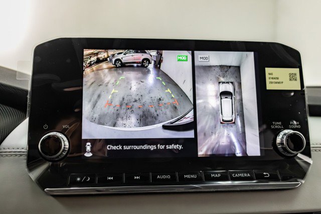 New 2025 Mitsubishi Outlander SEL image 13