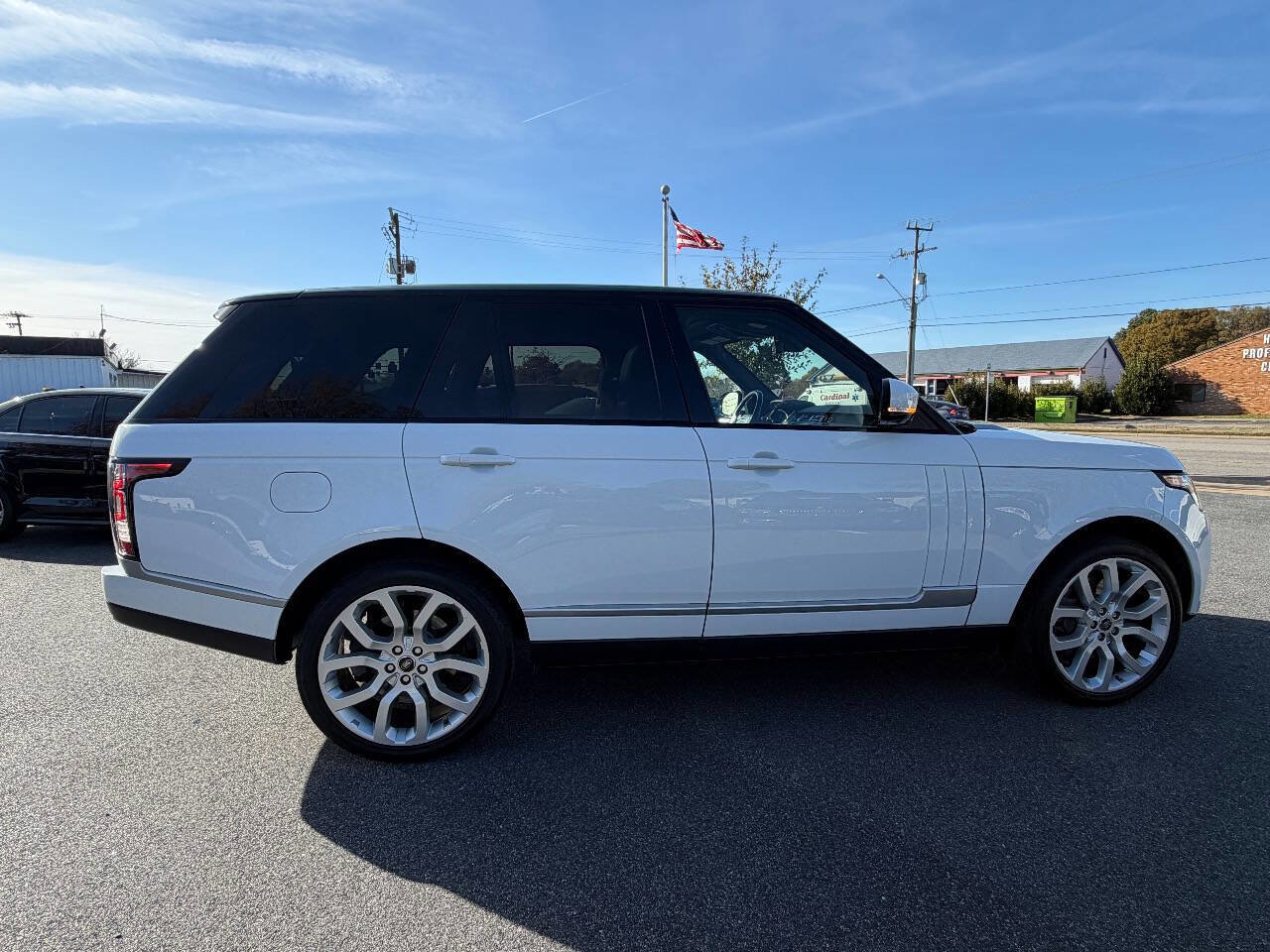 Used 2014 Land Rover Range Rover Supercharged image 23