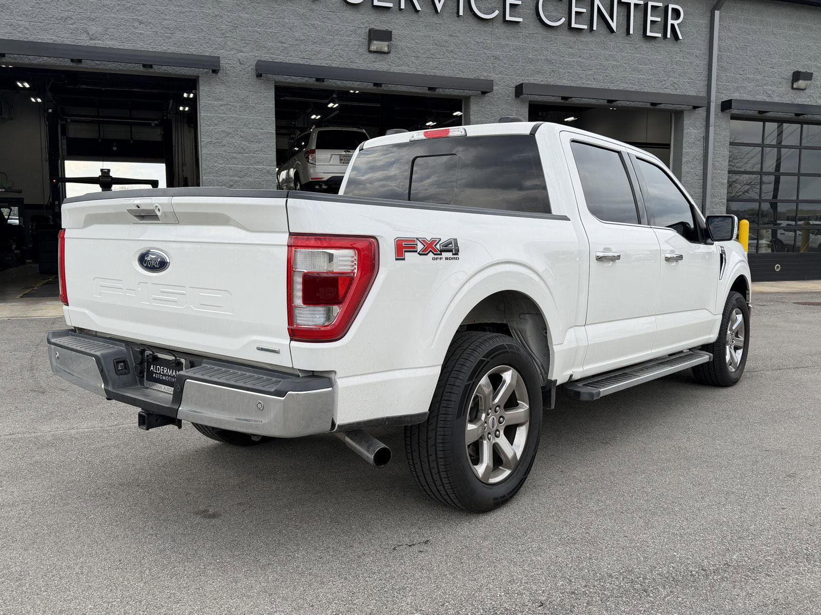 Used 2021 Ford F150 Lariat w/ Equipment Group 502A High AWD/4WD image 40