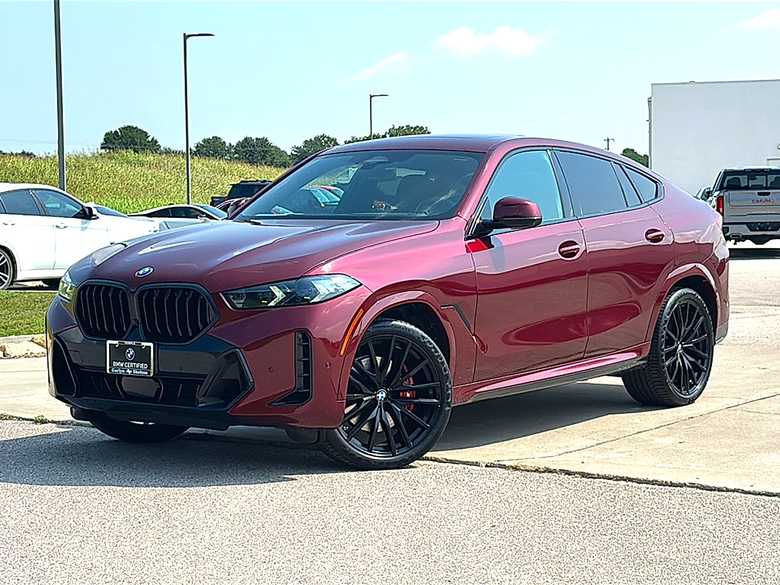 Certified 2025 BMW X6 xDrive40i w/ Climate Comfort Package AWD/4WD image 2