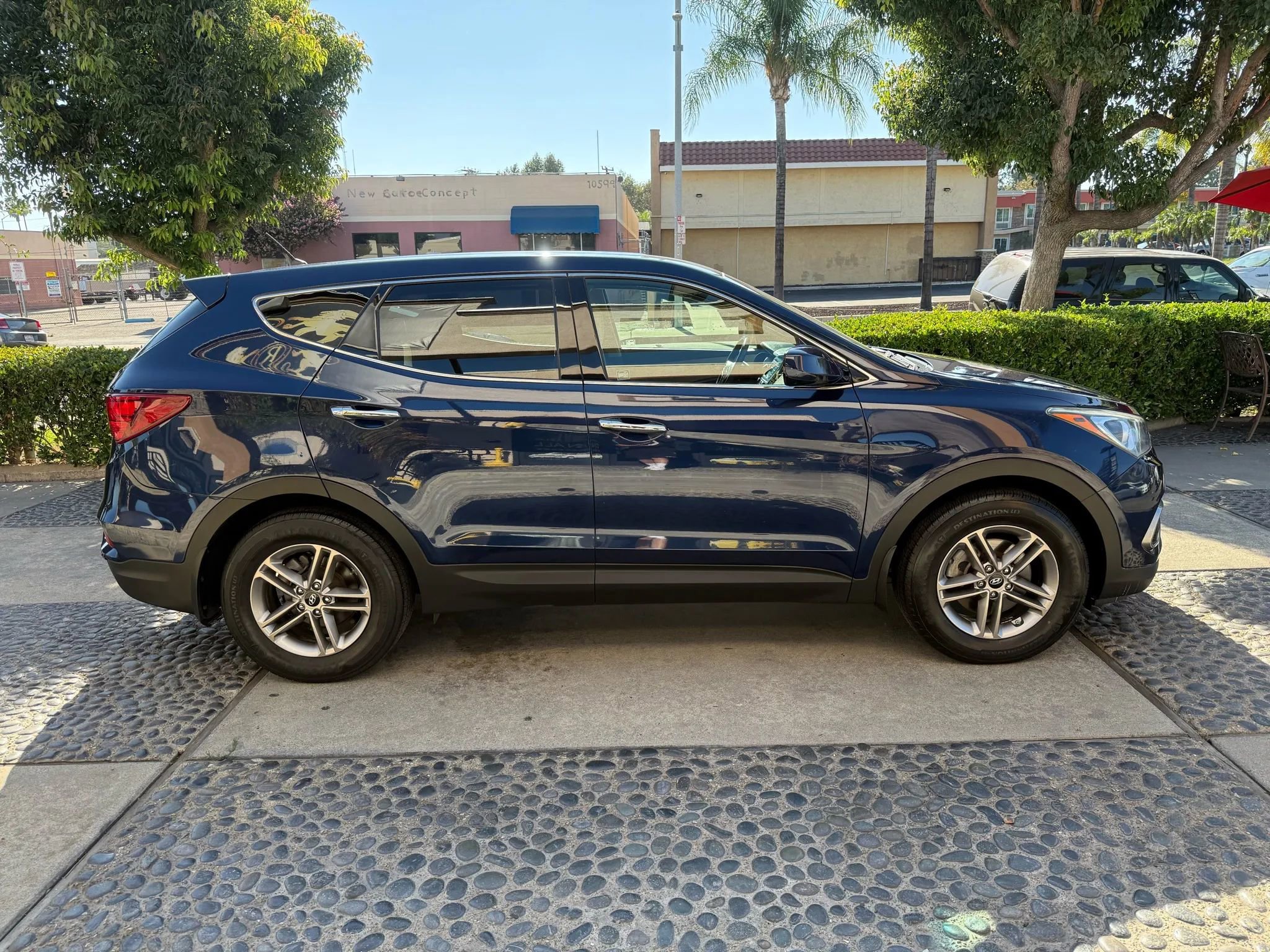 Used 2018 Hyundai Santa Fe Sport FWD image 4