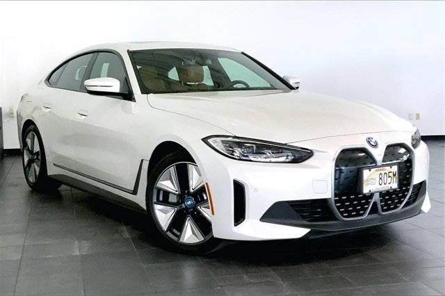 Certified 2022 BMW i4 eDrive40 image 2