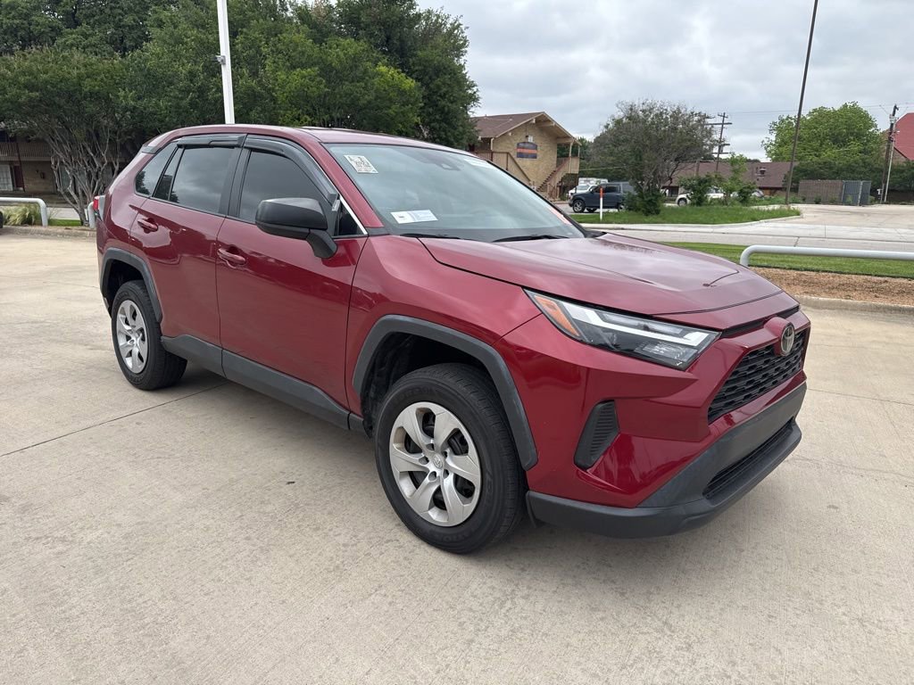 Used 2023 Toyota RAV4 LE FWD image 8
