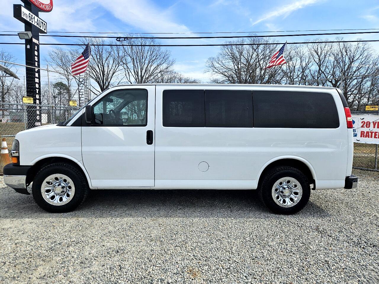 Used 2014 Chevrolet Express 1500 LT w/ LT Preferred Equipment Group image 2