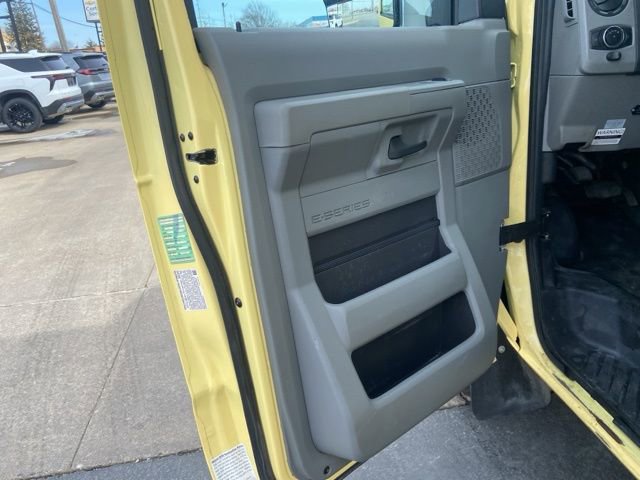 Used 2021 Ford E-450 and Econoline 450 Super Duty RWD image 20