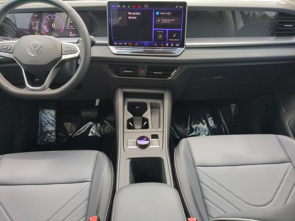 New 2026 Volkswagen Tiguan SE FWD image 14