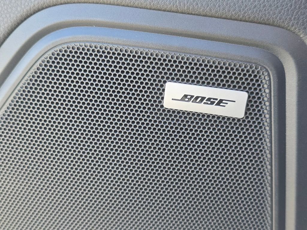 Used 2021 Porsche Macan AWD/4WD image 24