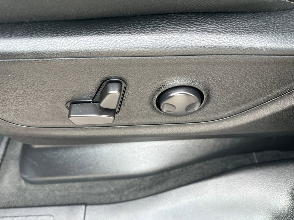 Used 2022 RAM 1500 Big Horn AWD/4WD image 33